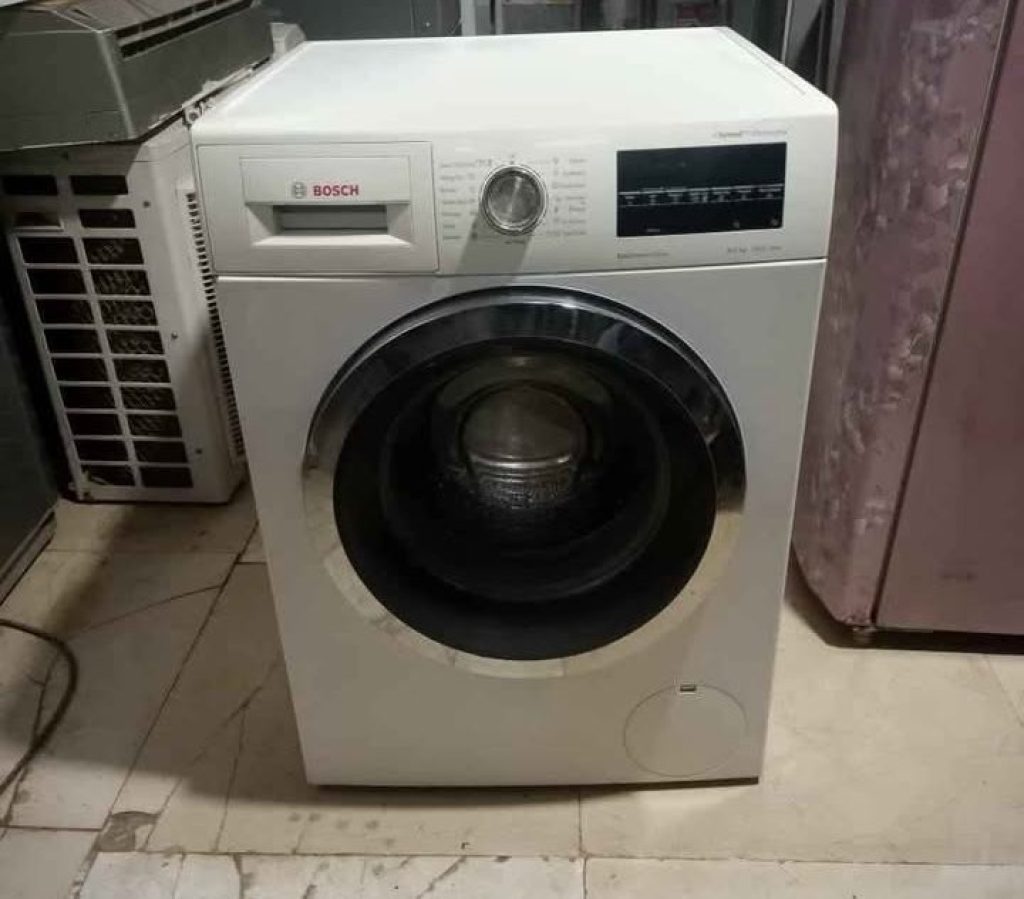 Bosch WAJ28260IN close view