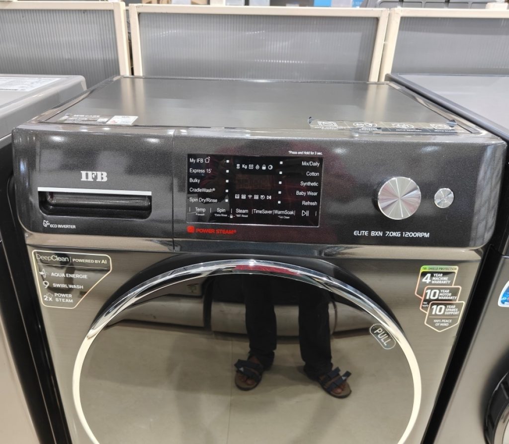 IFB Elite BXN 7 kg 7012HK washer showing its Washing program display and rotary dial