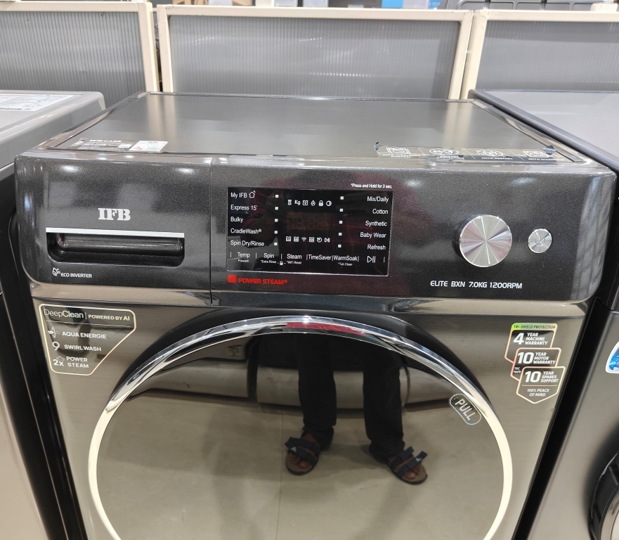 IFB Elite BXN 7 kg 7012HK washer showing its Washing program display and rotary dial